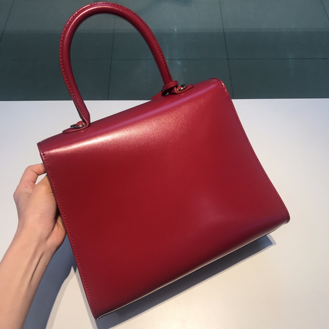 델보 브리앙 박스백 미듐